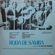 In 1965, Élton Medeiros began singing with the groups Voz do Morro and Rosa de Ouro, with Zé Kéti (Voz do Morro), Paulinho da Viola, Nelson Sargento, Anescarzinho do Salgueiro, Jair do Cavaquinho, Zé Cruz (Voz do Morro) and Oscar Bigode (Voz do Morro). Both shows aimed to introduce the most promising "sambistas de morro" to a wider audience and give them the opportunity to record their songs.